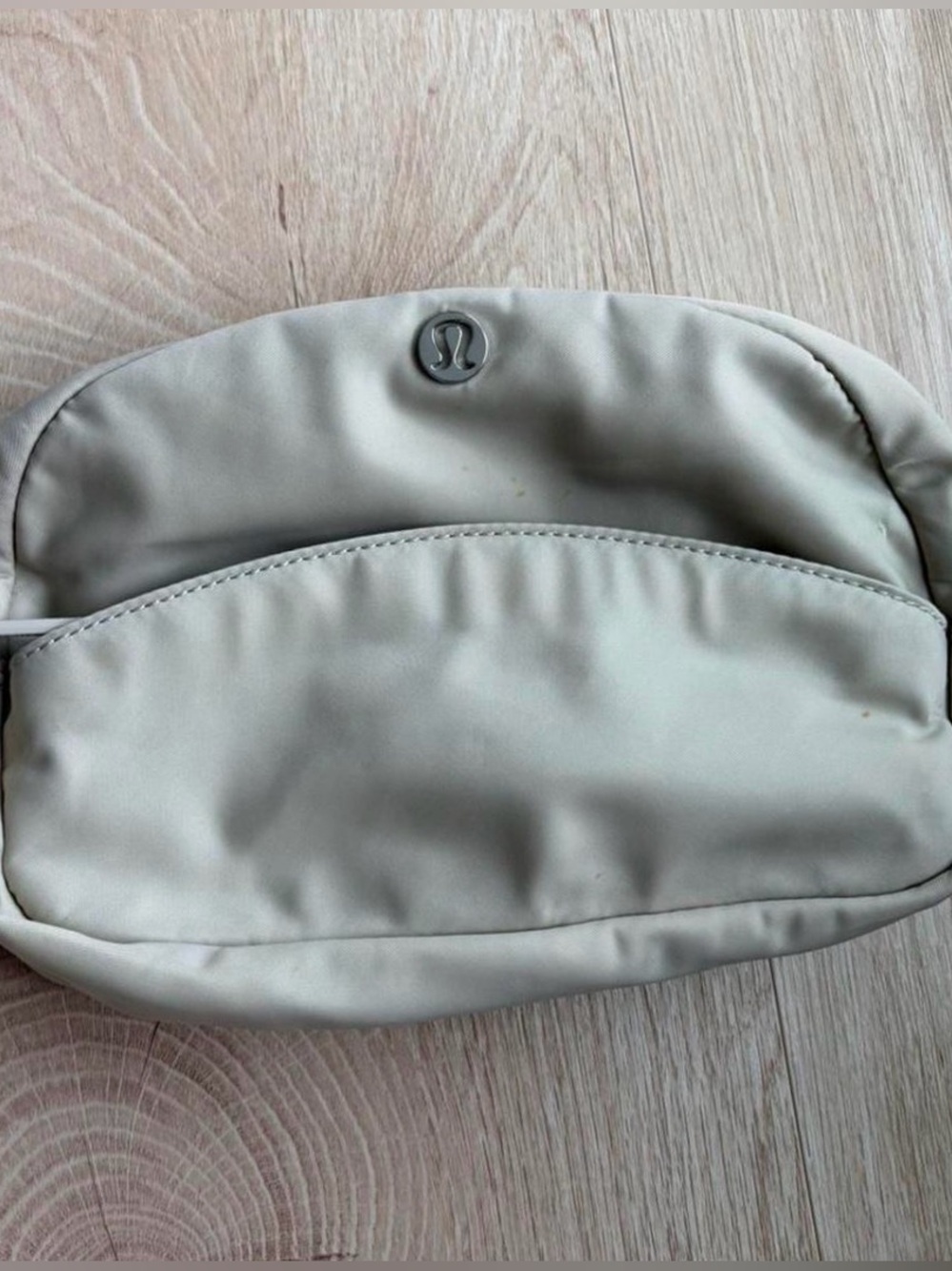 Lululemon City Essentials Pouch 4L